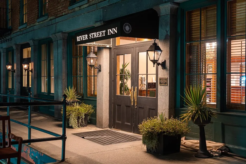 River Street Inn