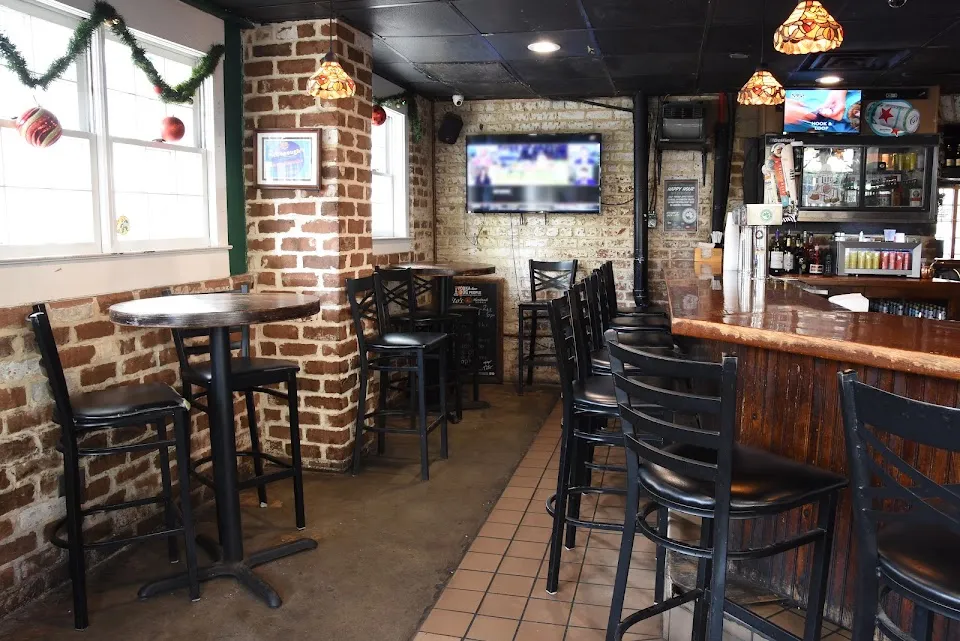 Mcdonough's Restaurant & Lounge