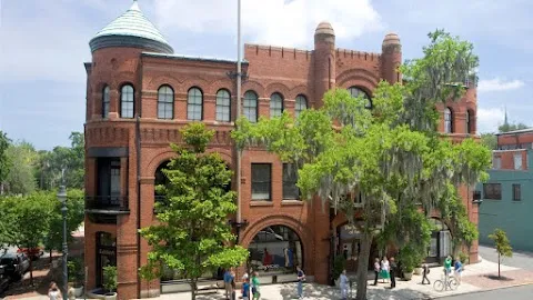 May Poetter Gallery