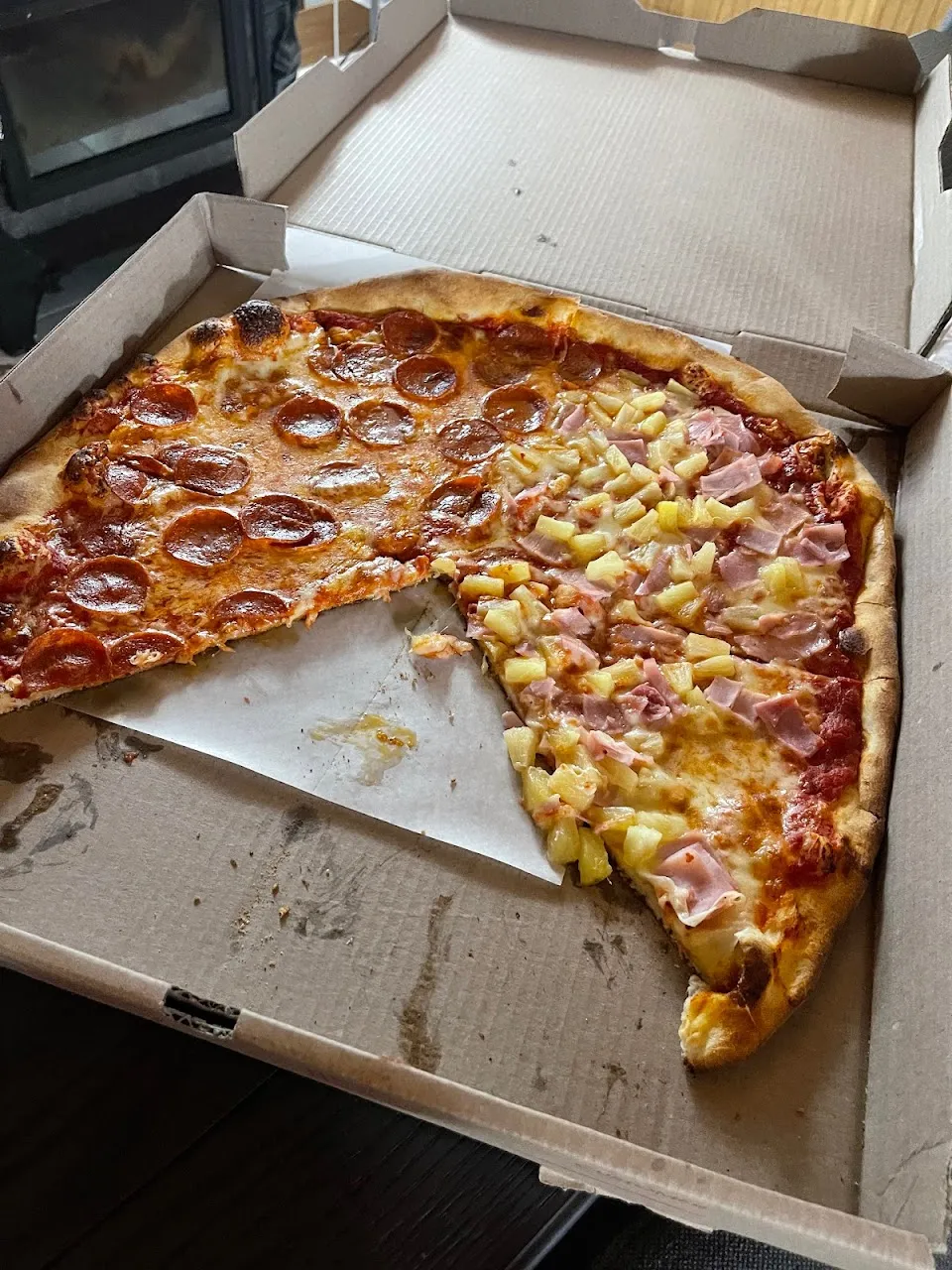 Four Brothers Restaurant & Pizzeria