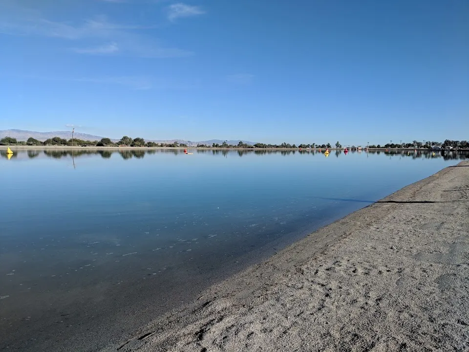 Lake Cahuilla Veterans Regional Park
