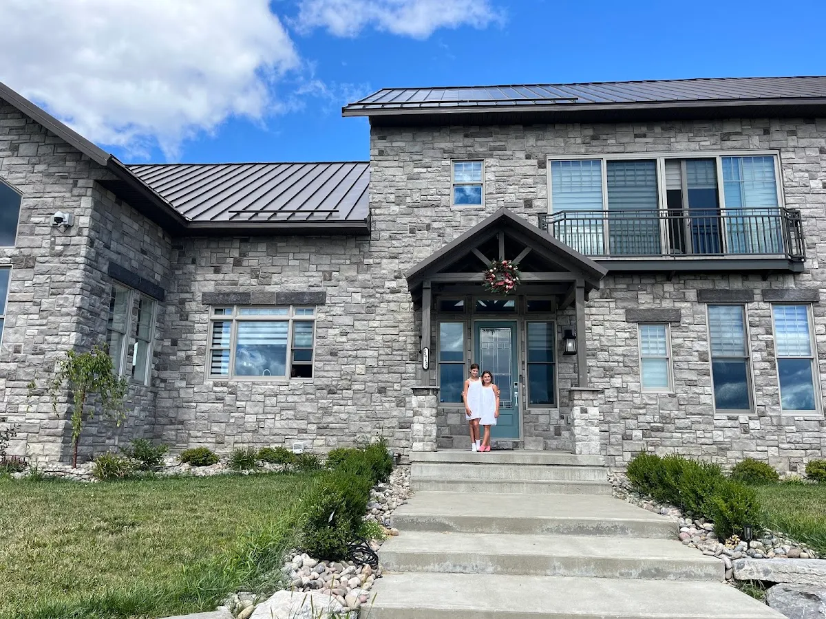 Red Fox Stables & Resort