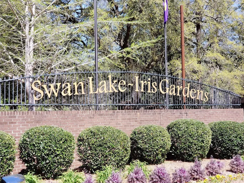 Swan Lake Iris Gardens