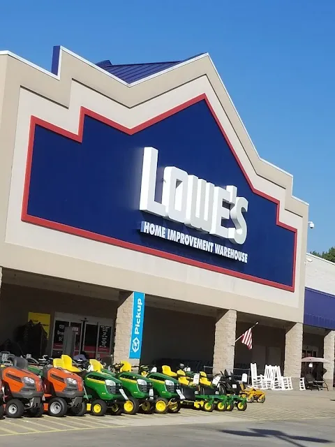 Lowe's Garden Center