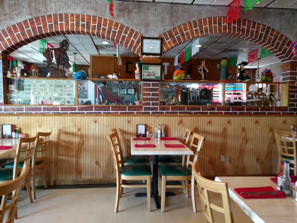 El Azteca Mexican Restaurant