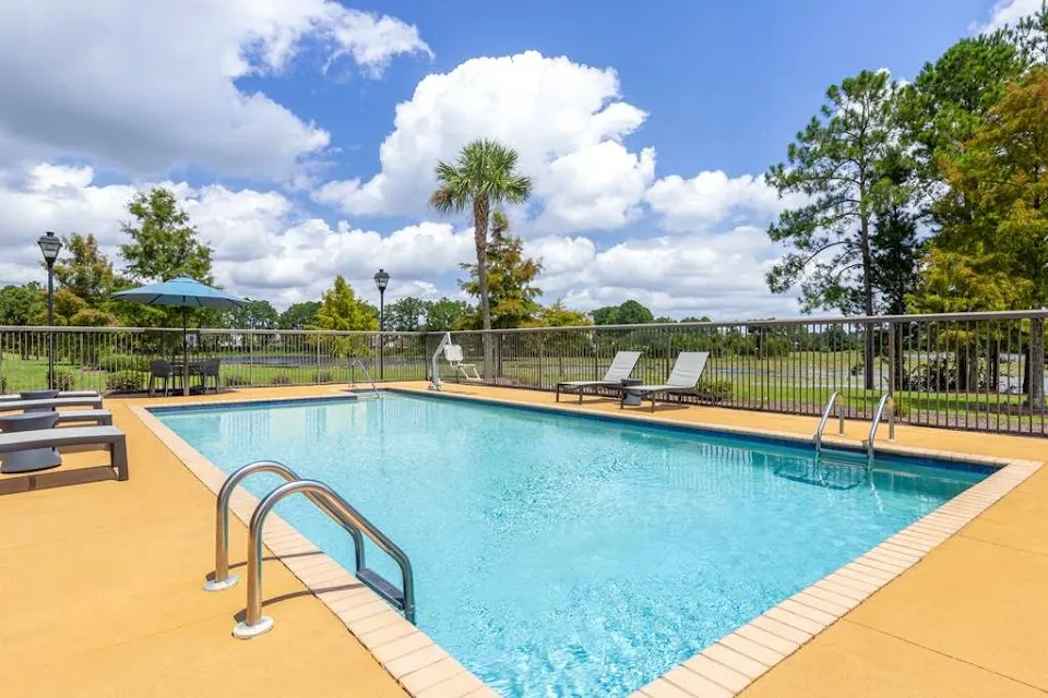 Hampton Inn and Suites Savannah-Airport
