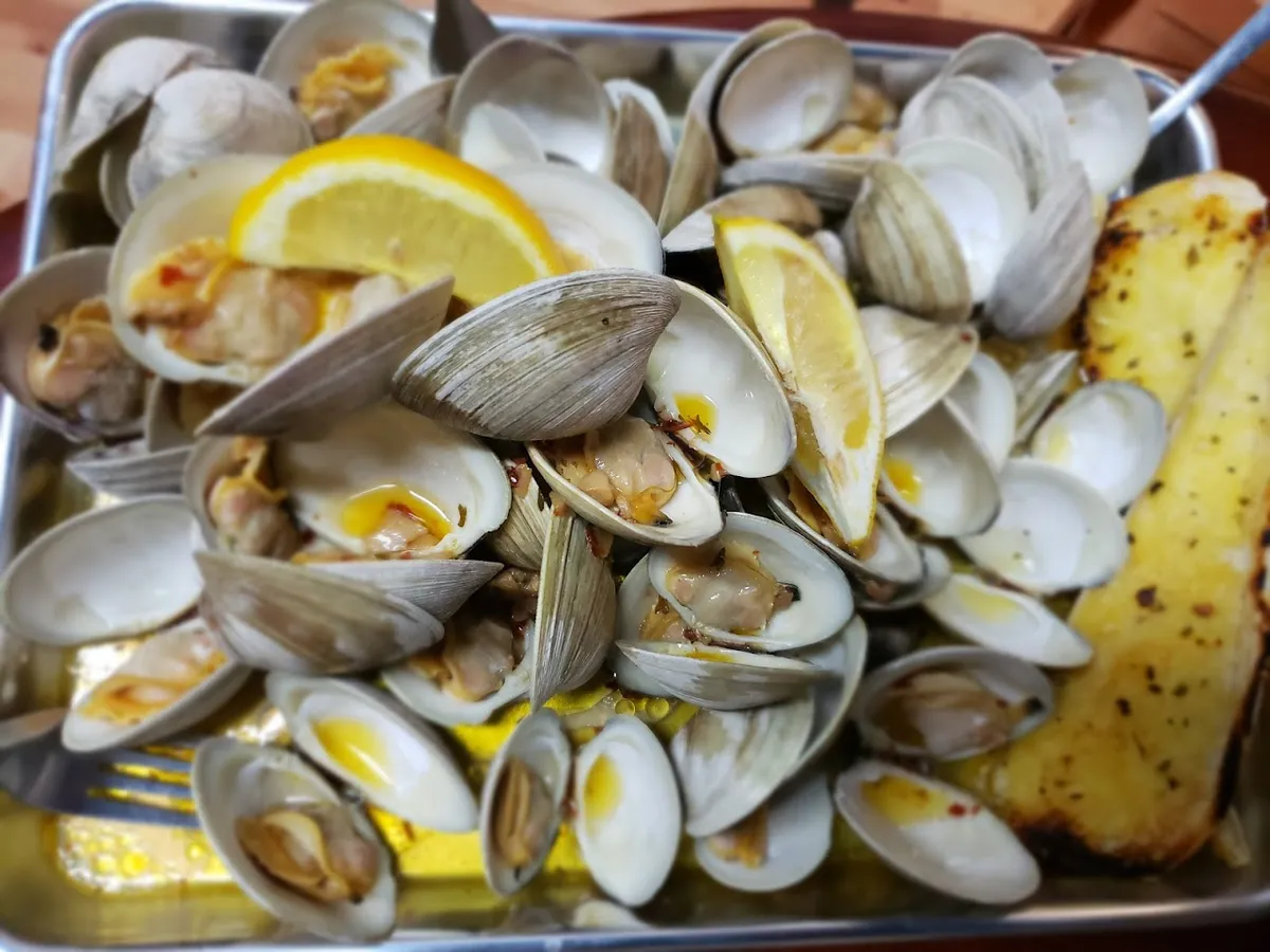 Tony Harper's Pizza & Clam Shack