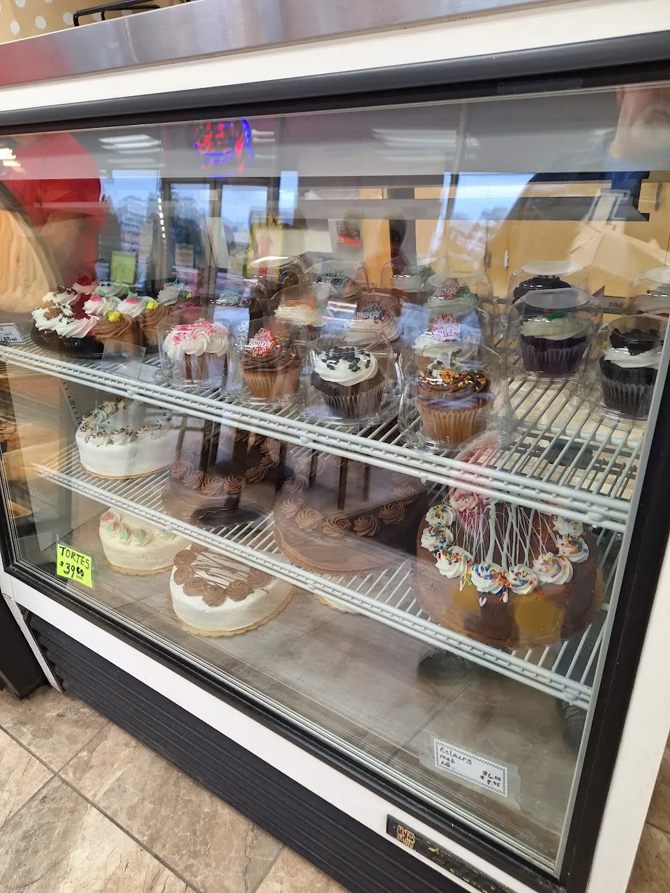 Baker's Pride Bakery