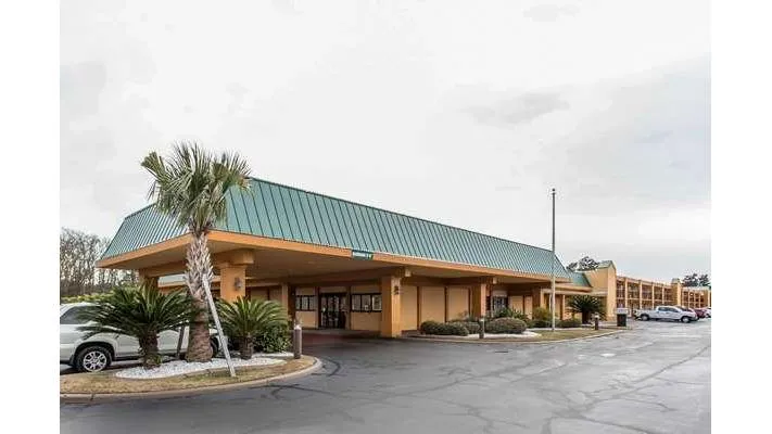Quality Inn Savannah Midtown