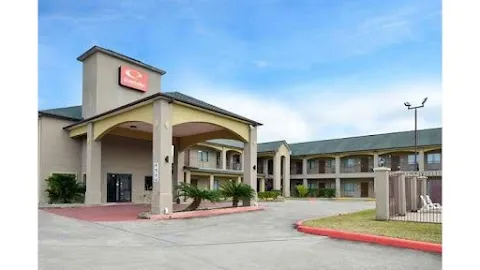 Econo Lodge Inn & Suites Port Arthur near Sabine Pass