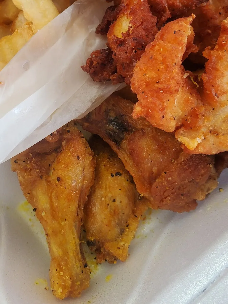 TASTY WINGS & SEAFOOD
