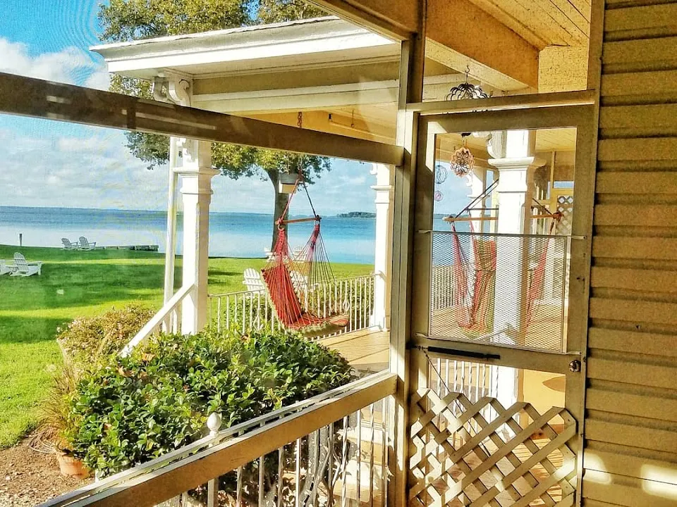 Sandaway Suites & Beach