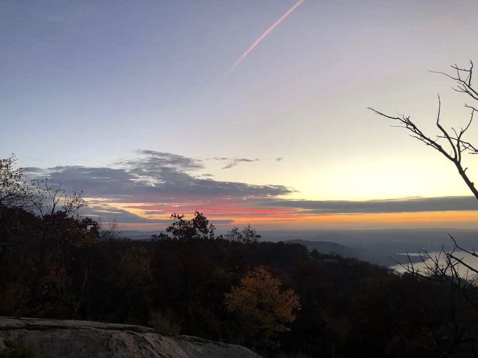 Bear Mountain Bridge scenic lookout