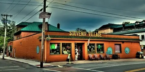 Souvenir Village