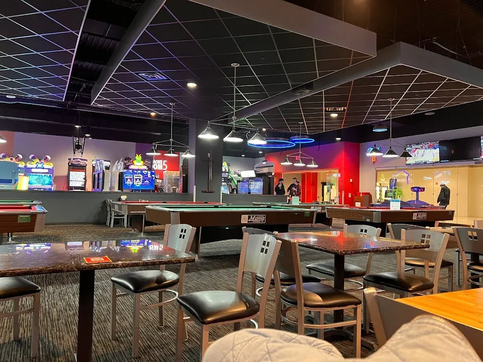 Round1 Bowling & Arcade - Middletown
