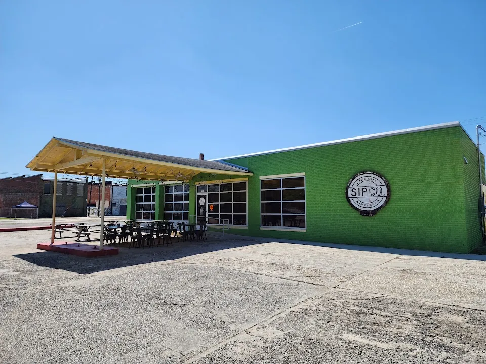 Sip Co. Wine & Beer