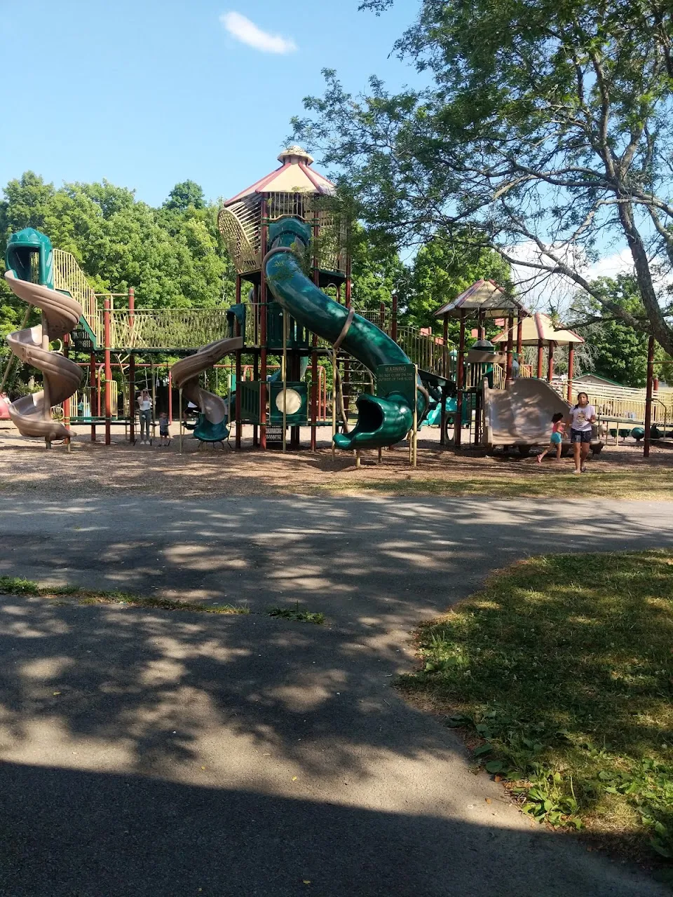 Maple Hill Park