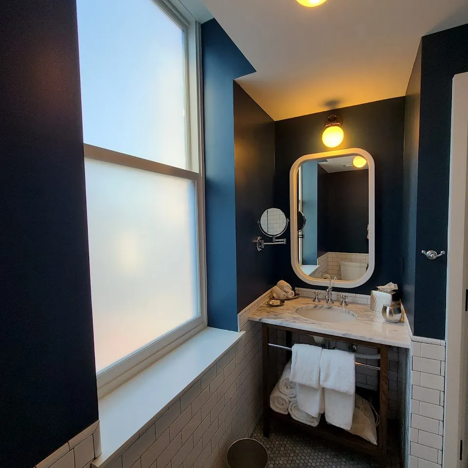 The Drayton Hotel Savannah, Curio Collection by Hilton