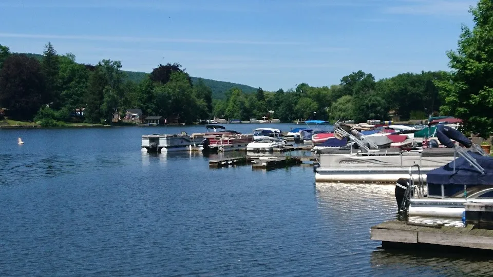 Bob's Marina