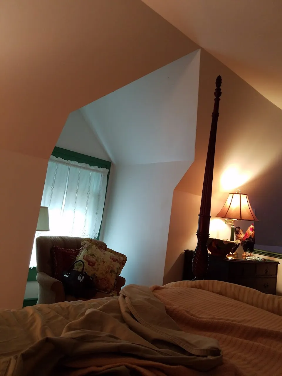Creeper’s End Lodging