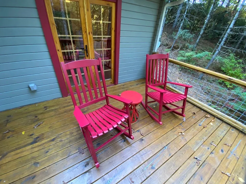Red Leaf Cabin