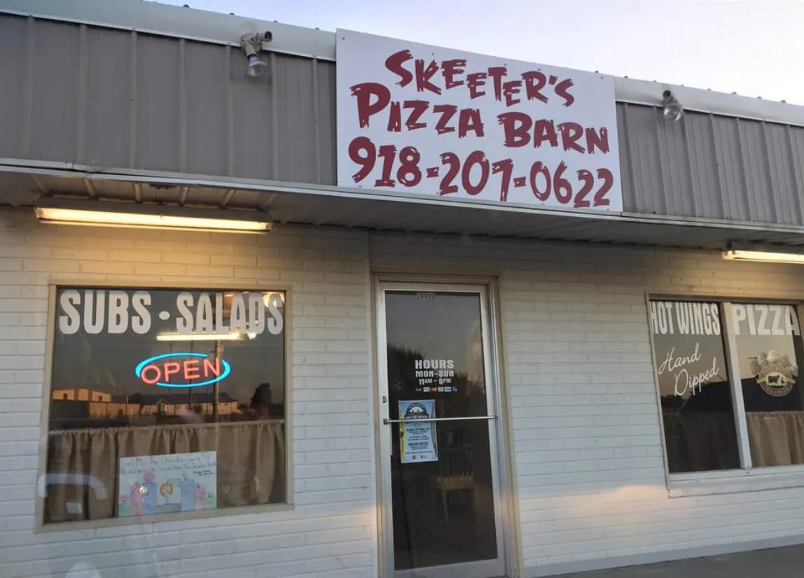 Skeeters Pizza - The Barn