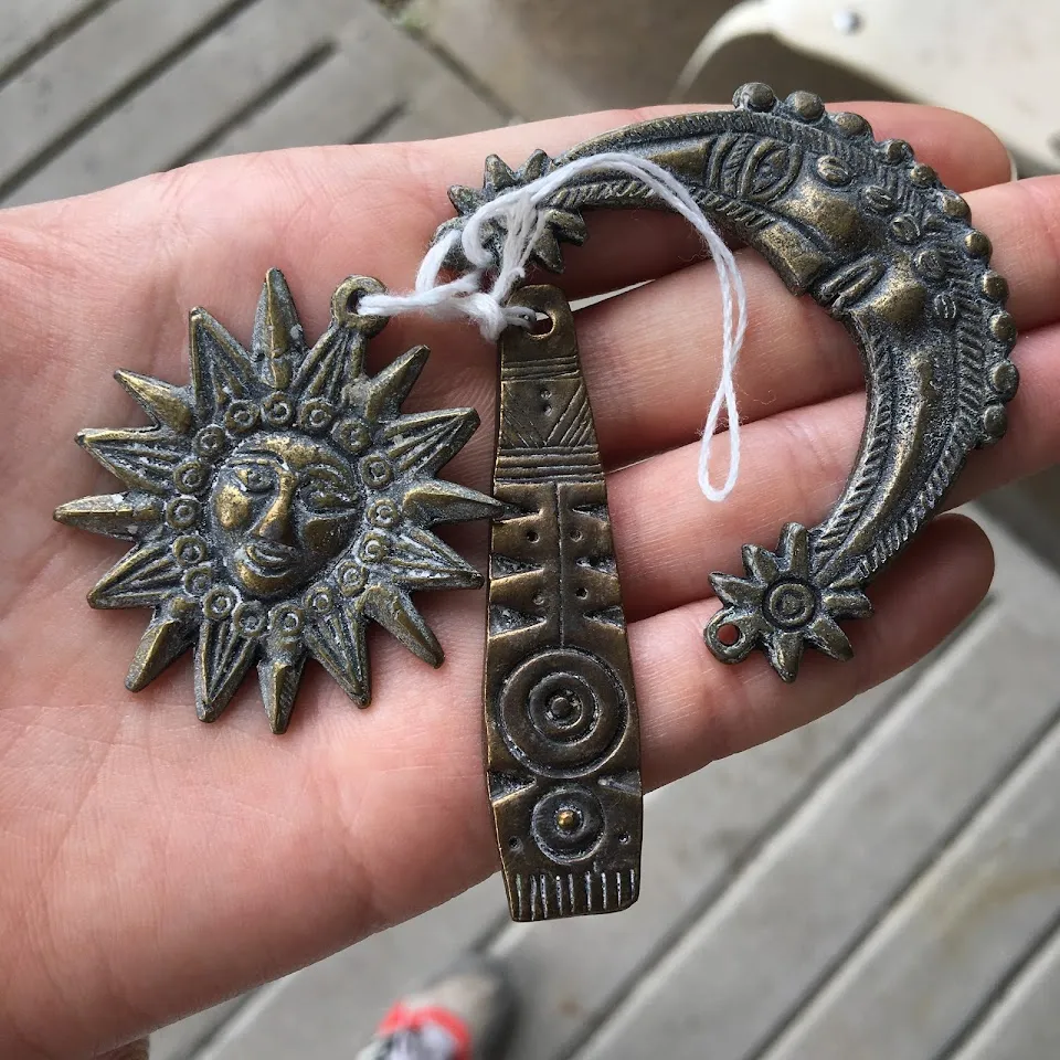 SHOWCASE Antiques of CNY