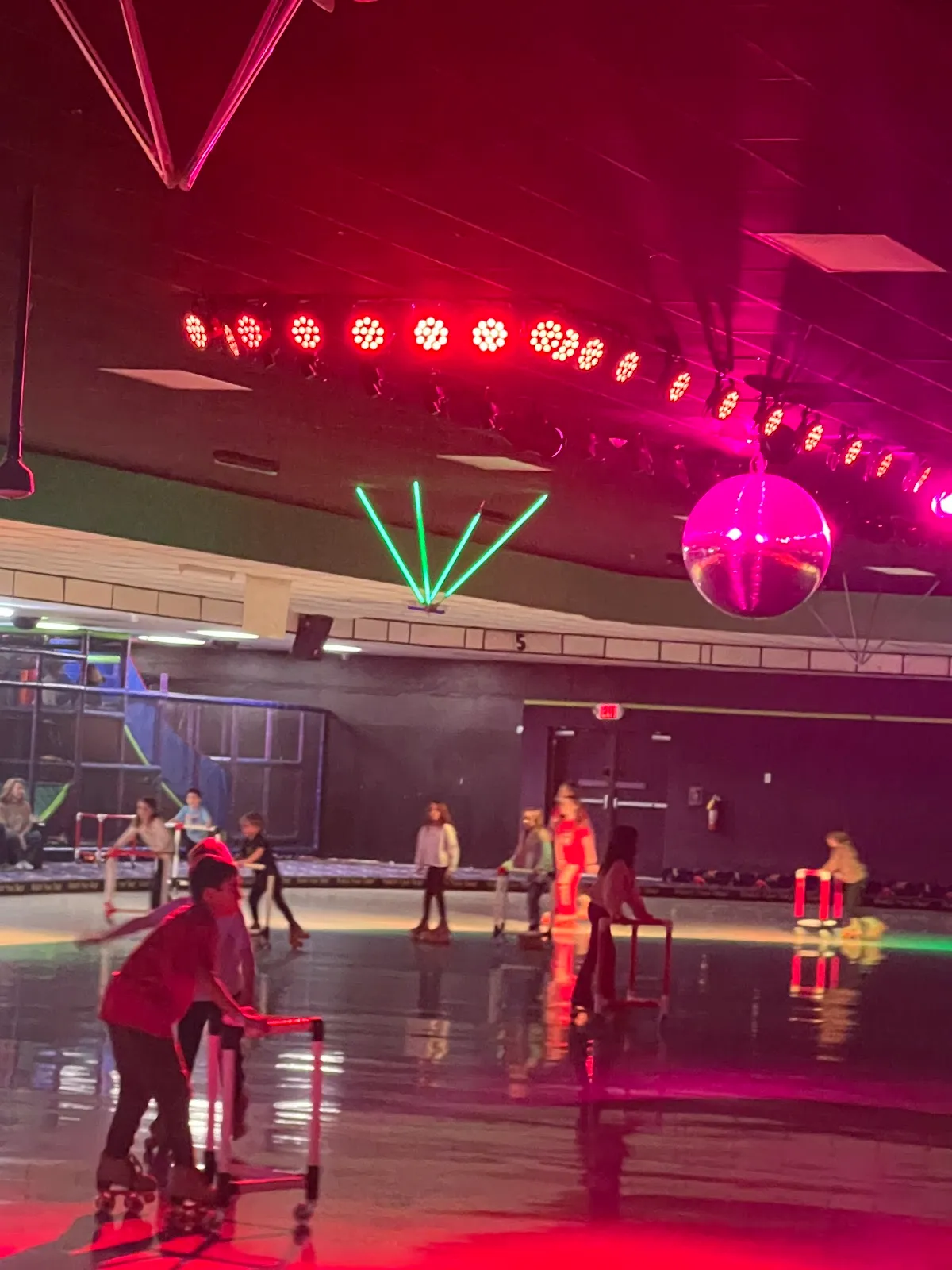 Hot Wheels Skate Center