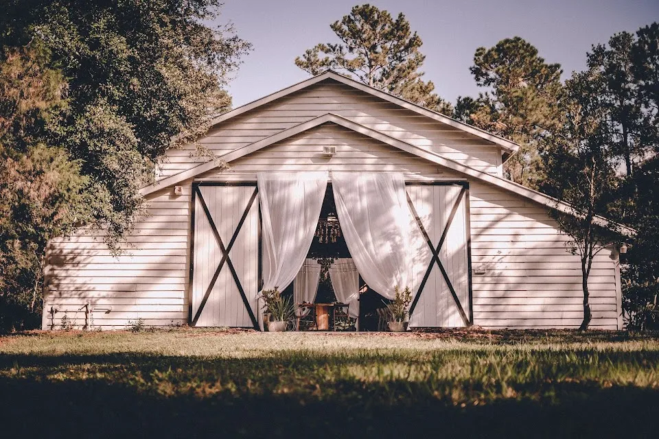 Magnolia Barn