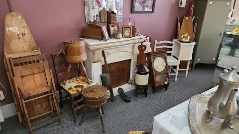 Angel's House of Treasures