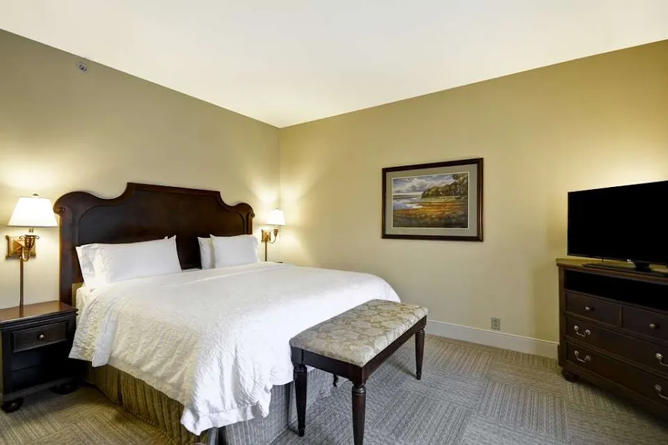 Hampton Inn & Suites Savannah Historic District