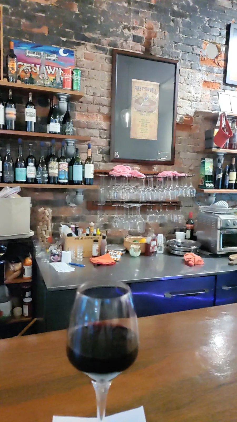 Cru Wine & Tap