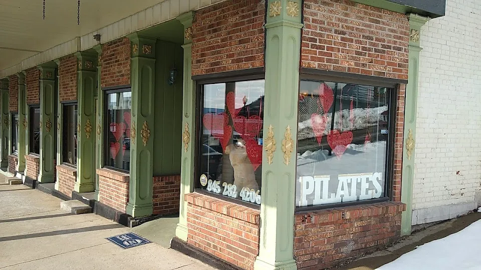 PILATES CONTROLOGY STUDIO