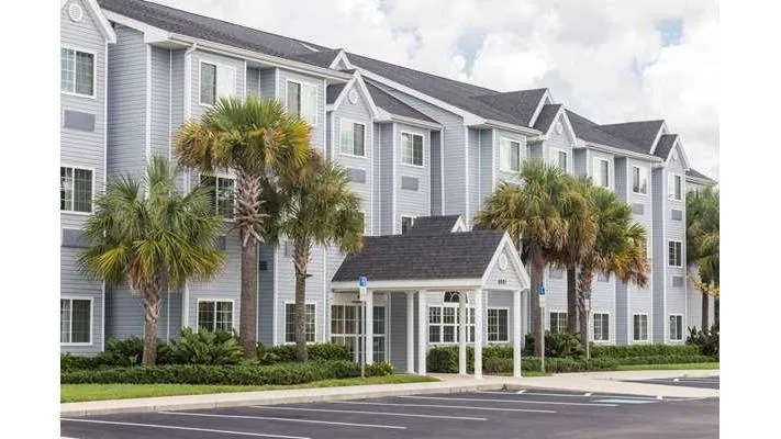 Microtel Inn & Suites by Wyndham Spring Hill/Weeki Wachee
