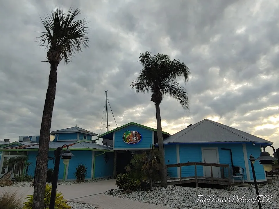 Off The Hook at Inlet Harbor