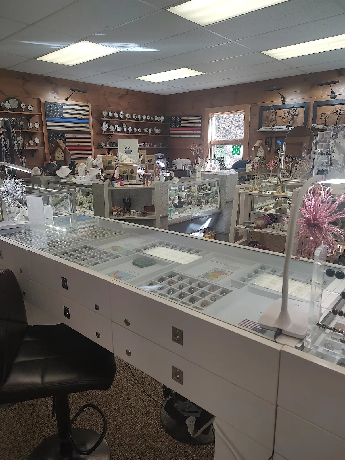 Sunapee Rock Shop