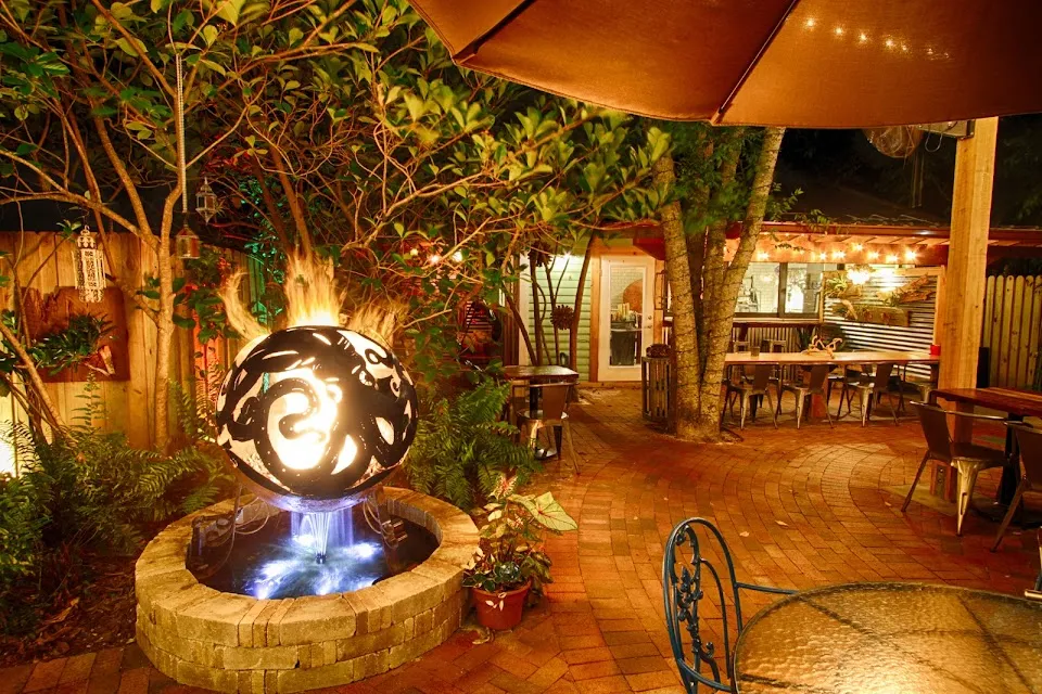 Third Wave Cafe & Wine Bar