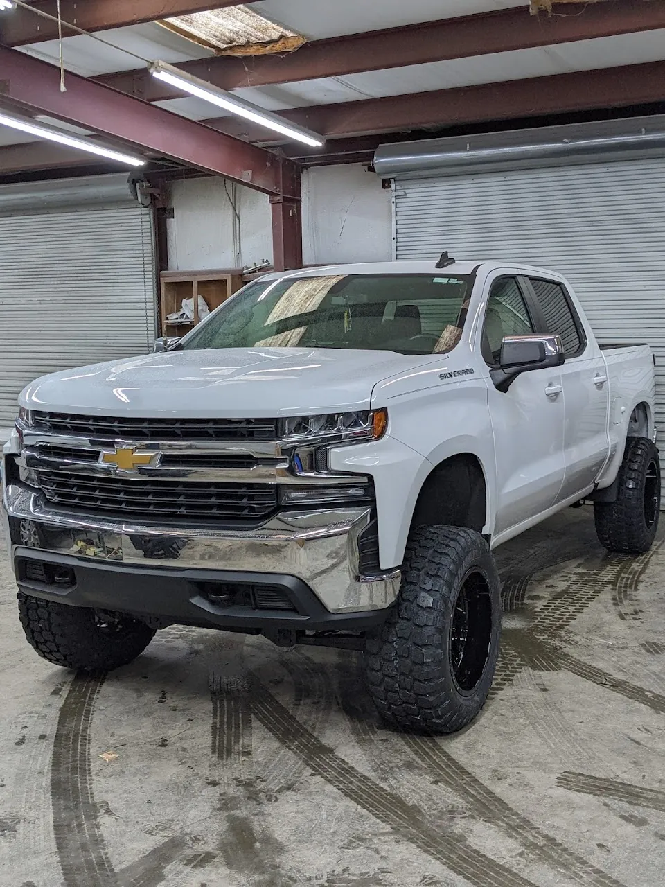 SCR Customs & Automotive