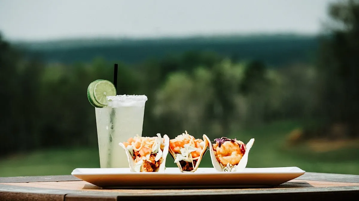 Stratus Kitchen & Bar