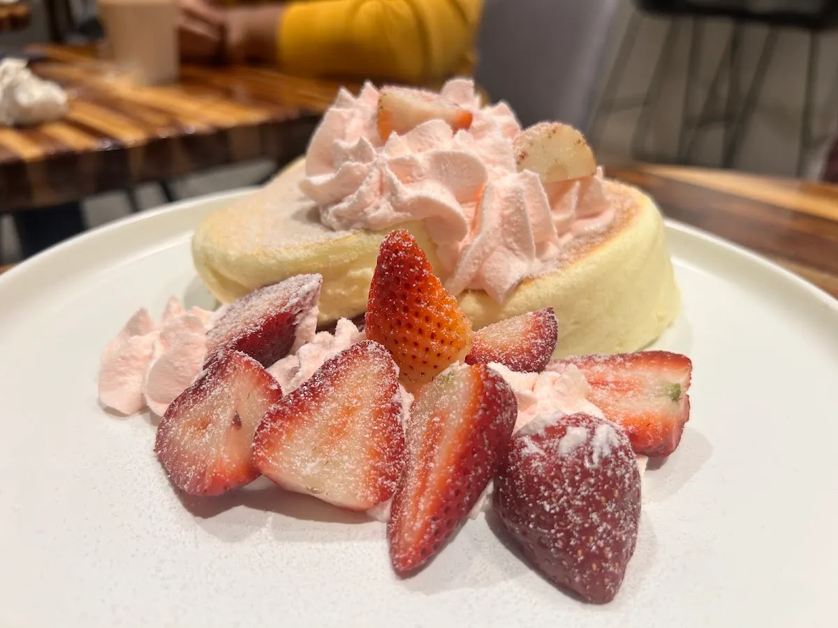 C'EST LA VIE BAKERY & CAFE