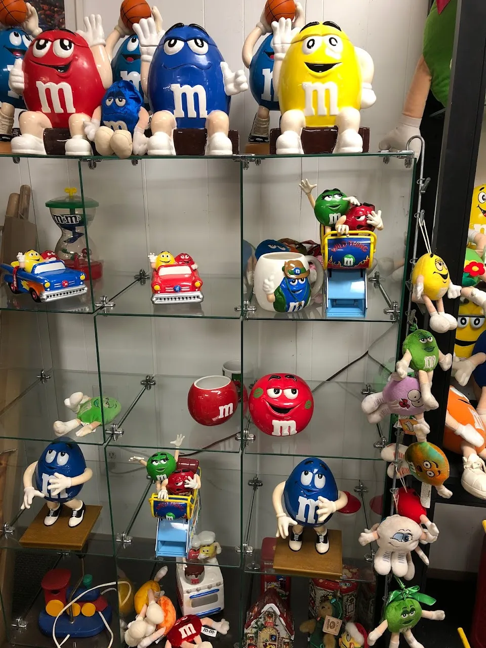 Moore, More & More Thrift Store