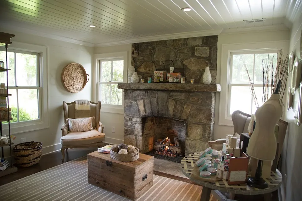 Canyon Spa at Lonesome Valley