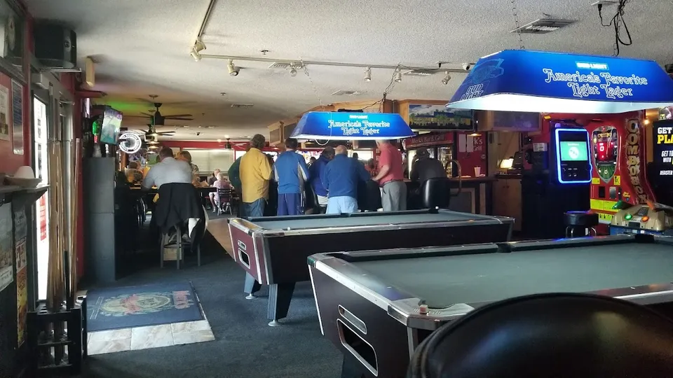 Merk's Bar & Grill