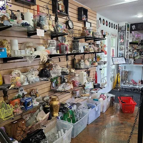 Love Local Thrift Store