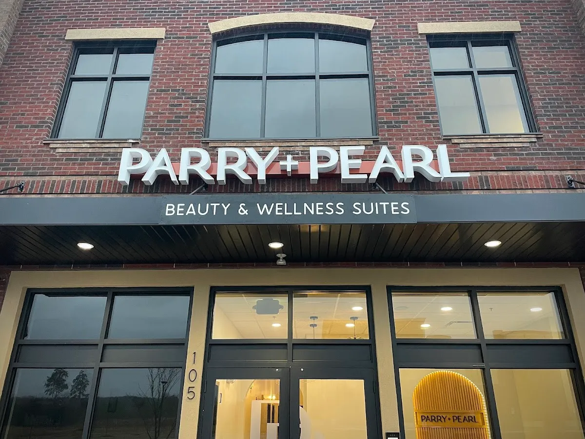 Parry + Pearl Beauty & Wellness Suites