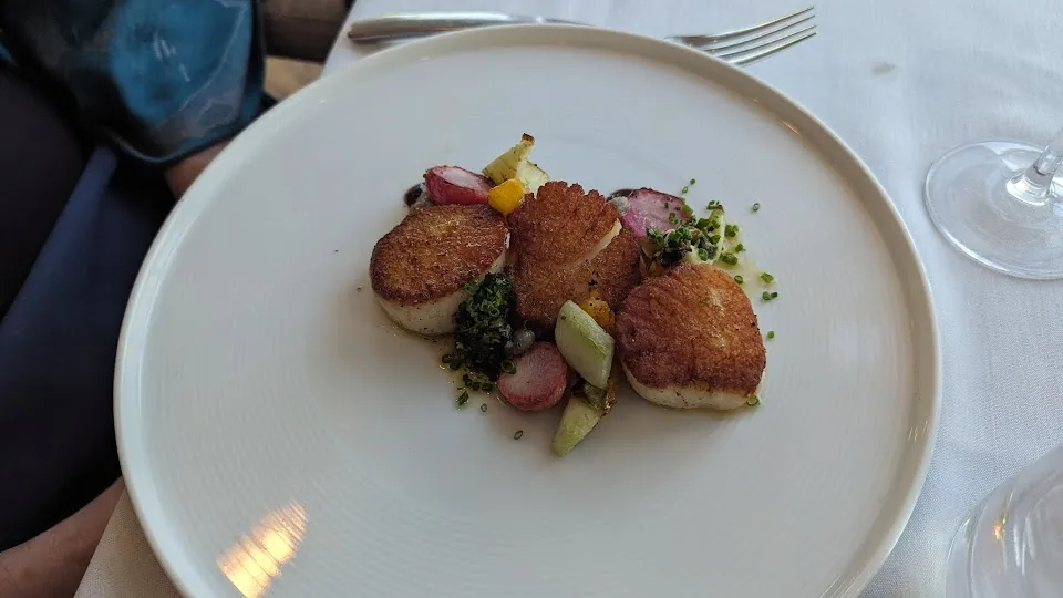 STARS Restaurant
