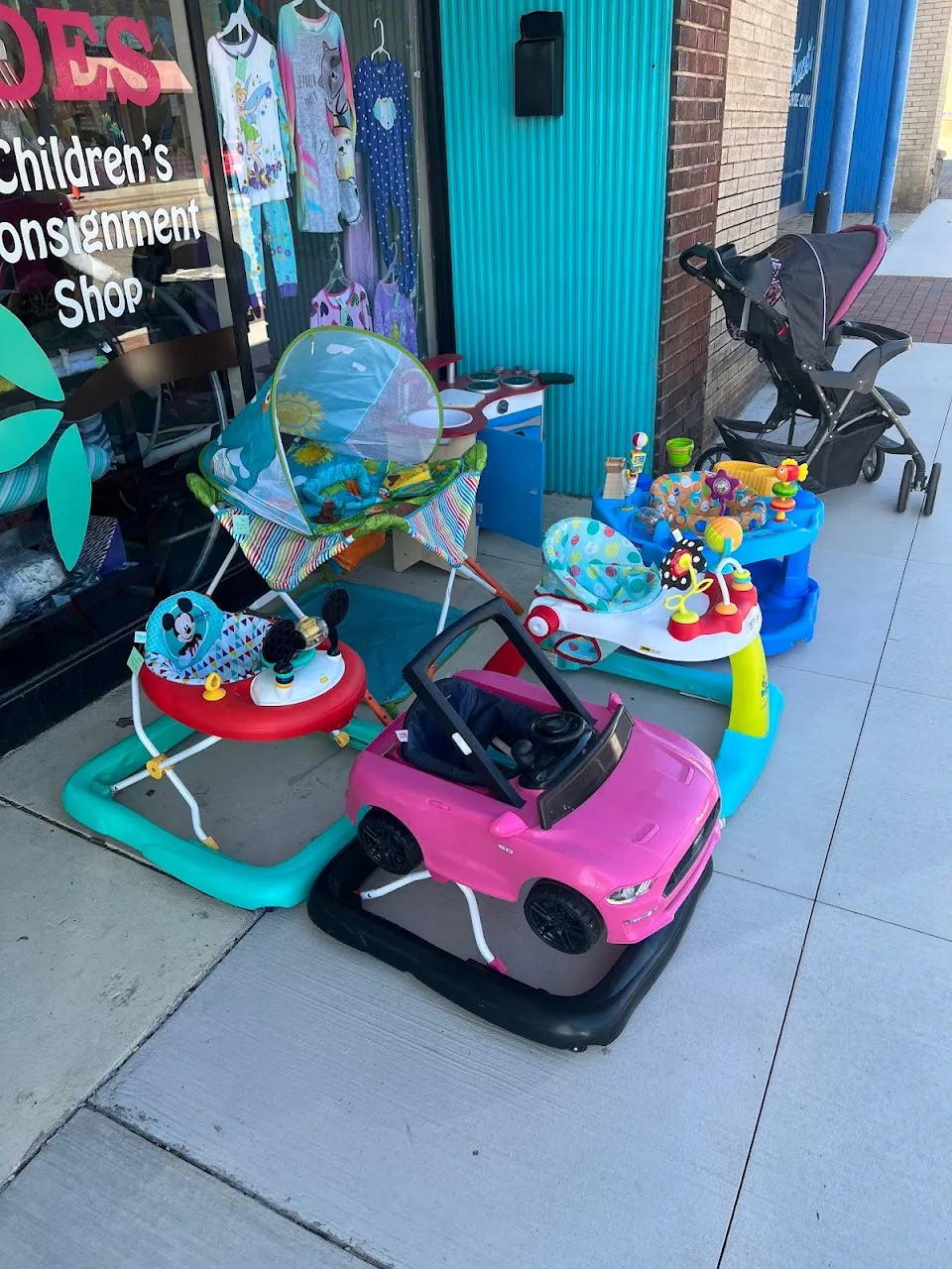 Tiny Toes Consignment