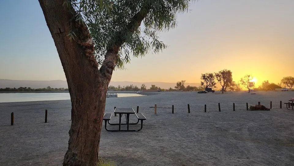 Lake Cahuilla Campground