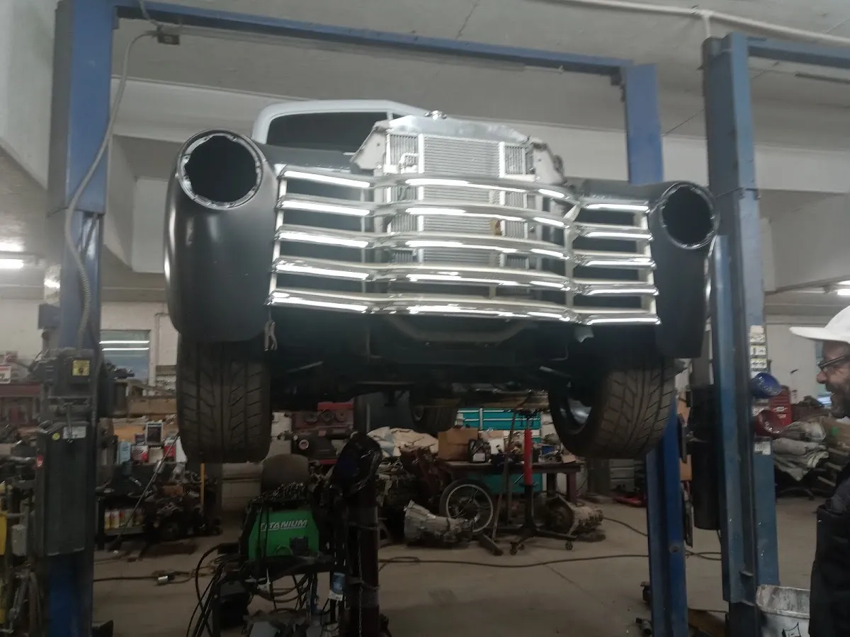 Finley's Garage