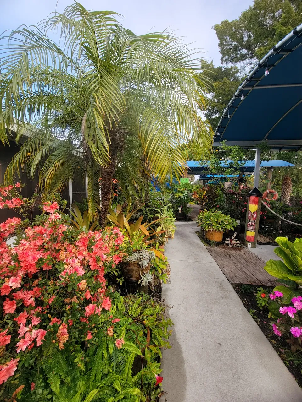 Silver Dolphin Restaurant & Country Store